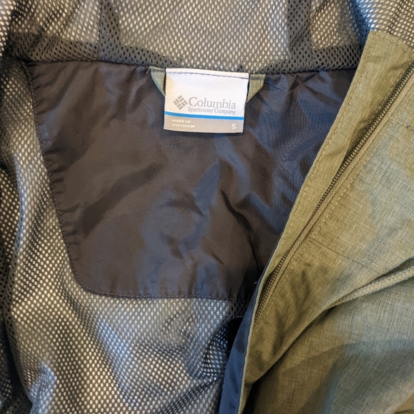 Columbia Women's Rain Shell - Picture 6 of 6